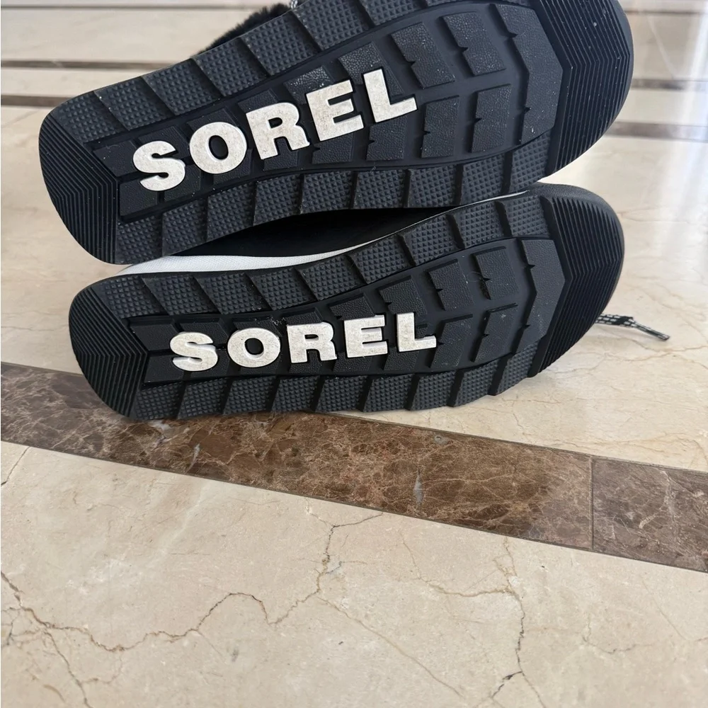 Sorel Whitney Ii Women's Black/White Winter Boots Size 7 (runs small) - - Picture 4 of 4